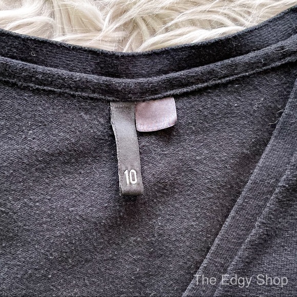 H&M Divided | V-Neck Button Up Cardigan Sweater - Picture 4 of 7